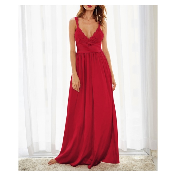 Bright Red Satin and Lace Details Maxi Dress - Picture 4 of 8